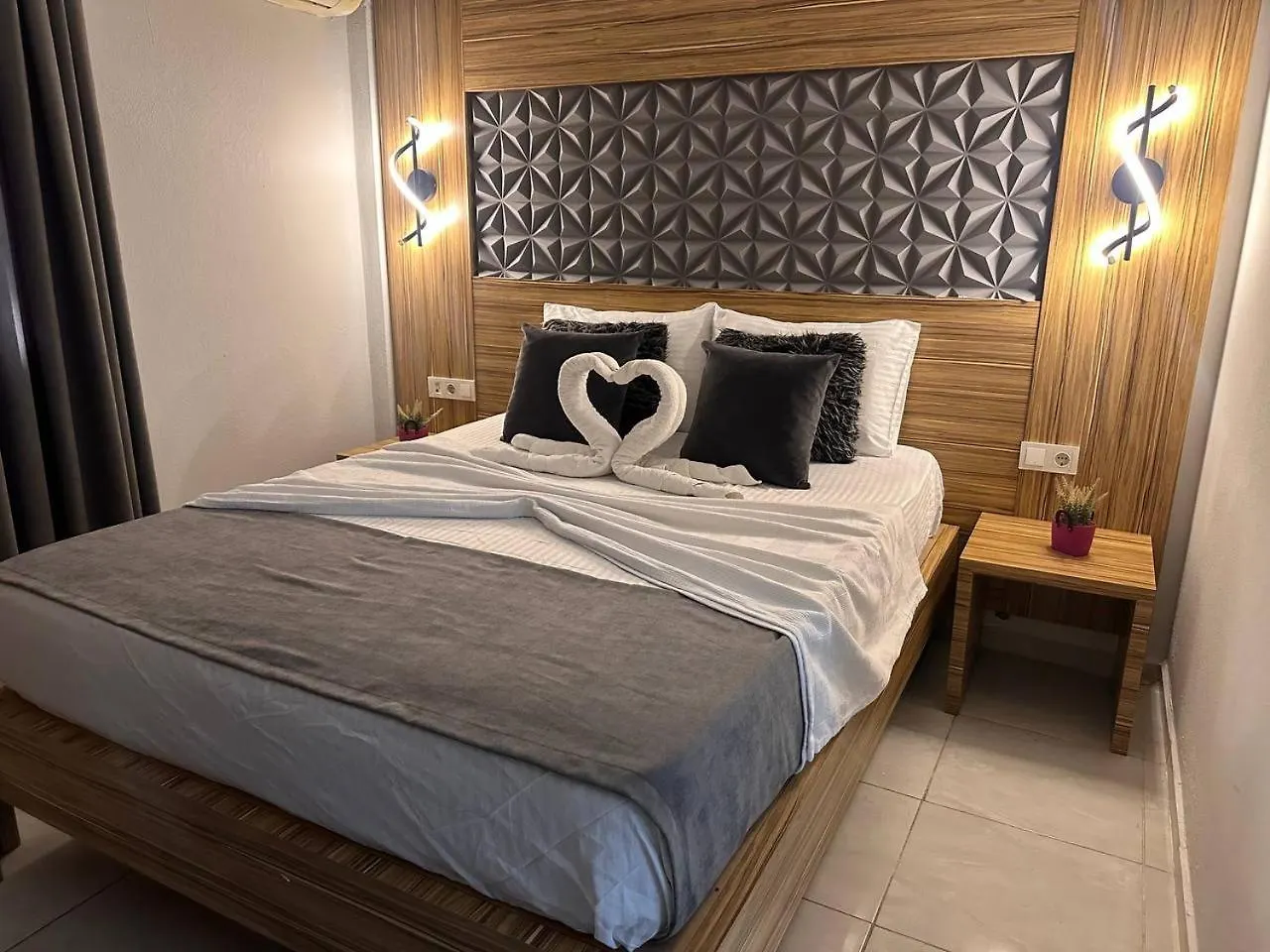 Royal Ezel Hotel أنطاليا