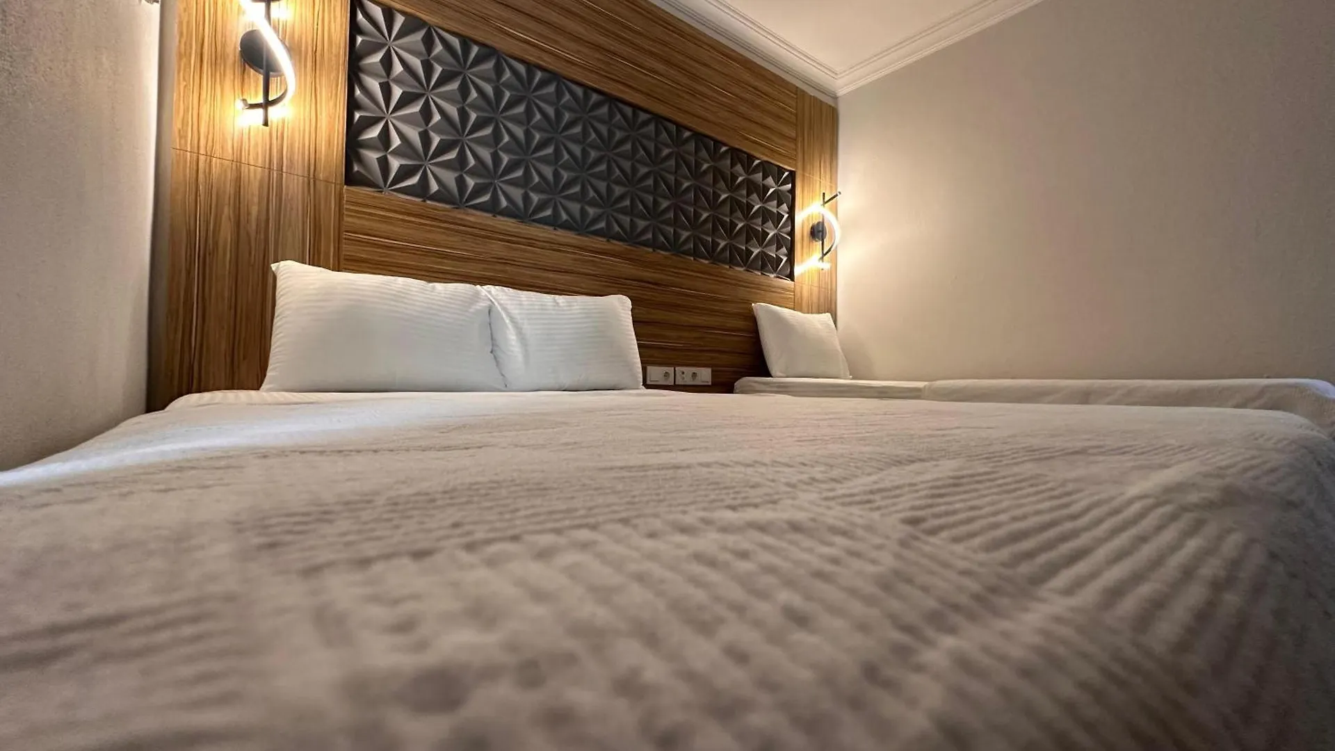 Royal Ezel Hotel Antalya 0*,